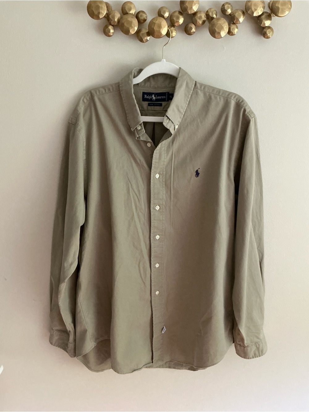 Polo Ralph Lauren Men's Light Tan Button-Down Oxford Shirt. XL. 100% Cotton.